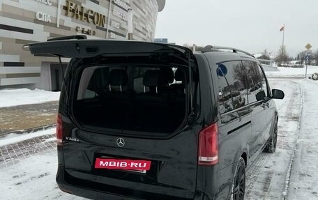 Mercedes-Benz V-Класс, 2019 год, 5 565 000 рублей, 4 фотография