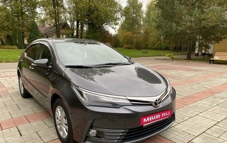 Toyota Corolla, 2017 год, 1 830 000 рублей, 2 фотография