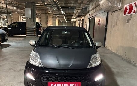 Peugeot 107 I рестайлинг, 2014 год, 660 000 рублей, 6 фотография