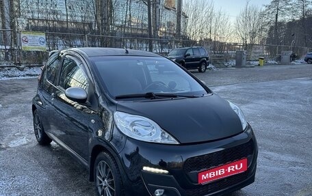 Peugeot 107 I рестайлинг, 2014 год, 660 000 рублей, 13 фотография