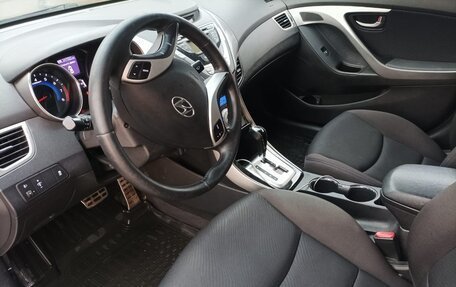 Hyundai Elantra V, 2011 год, 990 000 рублей, 13 фотография