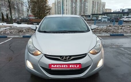 Hyundai Elantra V, 2011 год, 990 000 рублей, 4 фотография