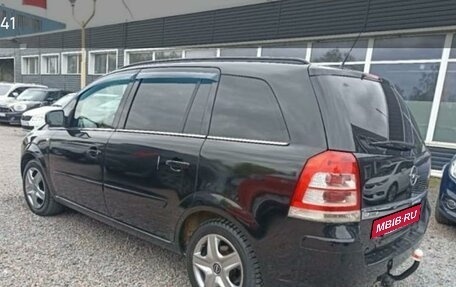 Opel Zafira B, 2010 год, 910 000 рублей, 7 фотография