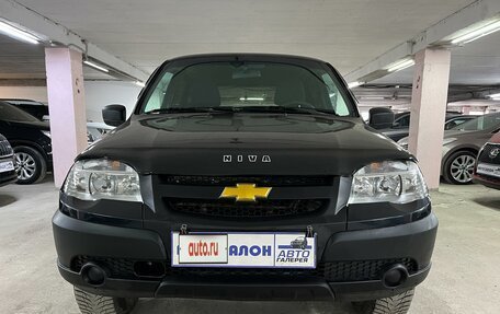 Chevrolet Niva I рестайлинг, 2016 год, 595 000 рублей, 3 фотография