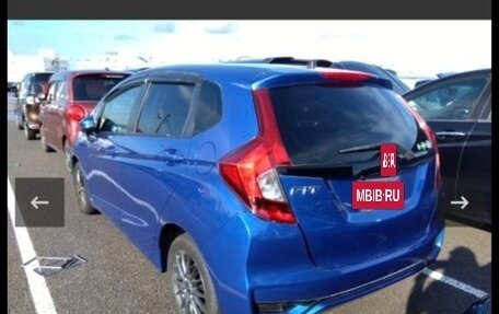 Honda Fit III, 2017 год, 1 300 000 рублей, 2 фотография