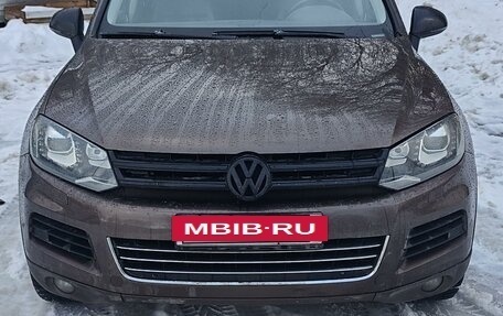 Volkswagen Touareg III, 2011 год, 1 900 000 рублей, 4 фотография