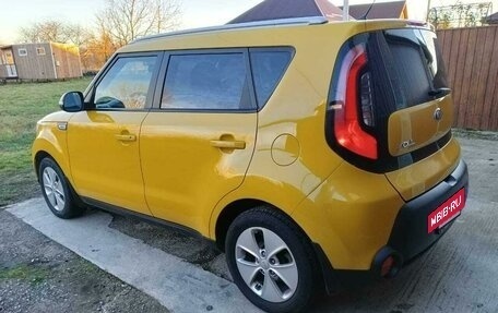 KIA Soul II рестайлинг, 2014 год, 1 250 000 рублей, 24 фотография