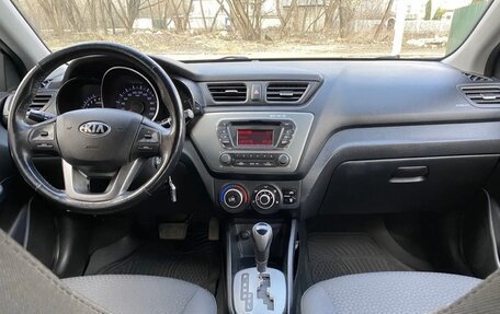 KIA Rio III рестайлинг, 2014 год, 1 150 000 рублей, 22 фотография