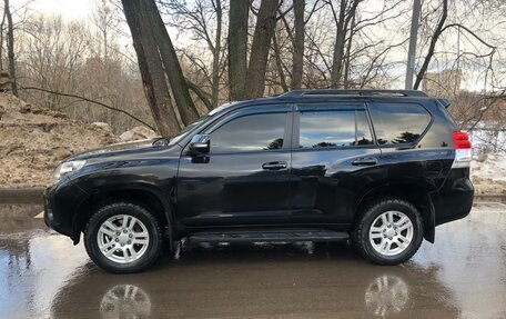 Toyota Land Cruiser Prado 150 рестайлинг 2, 2011 год, 2 500 000 рублей, 11 фотография