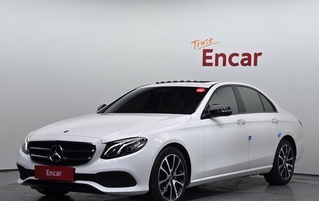 Mercedes-Benz E-Класс, 2020 год, 2 950 636 рублей, 1 фотография