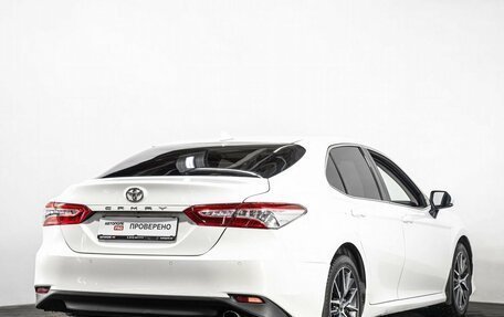 Toyota Camry, 2022 год, 2 700 000 рублей, 4 фотография