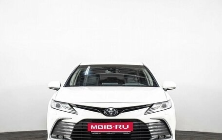 Toyota Camry, 2022 год, 2 700 000 рублей, 2 фотография