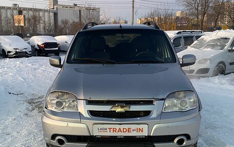 Chevrolet Niva I рестайлинг, 2015 год, 540 000 рублей, 2 фотография