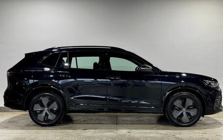 Volkswagen Tiguan, 2024 год, 5 490 000 рублей, 5 фотография