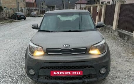 KIA Soul II рестайлинг, 2018 год, 850 000 рублей, 2 фотография