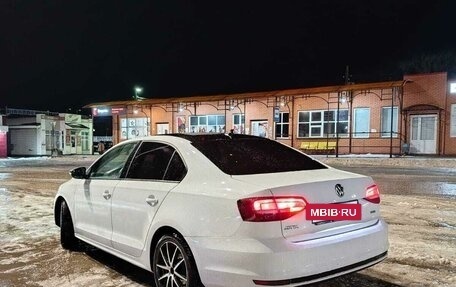 Volkswagen Jetta VI, 2016 год, 1 350 000 рублей, 7 фотография