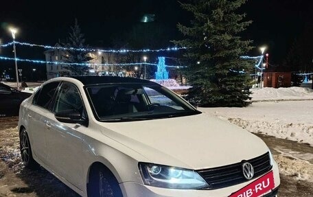 Volkswagen Jetta VI, 2016 год, 1 350 000 рублей, 4 фотография