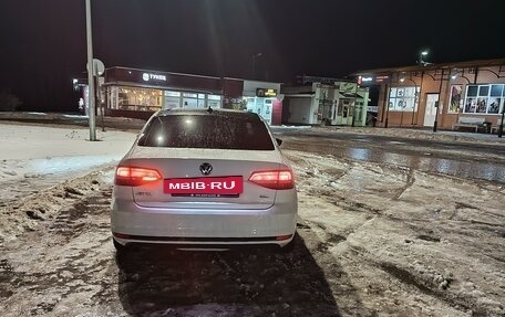 Volkswagen Jetta VI, 2016 год, 1 350 000 рублей, 6 фотография