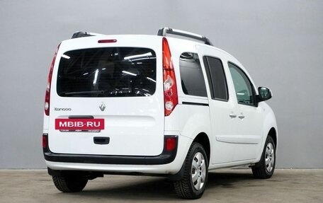 Renault Kangoo II рестайлинг, 2012 год, 836 000 рублей, 8 фотография