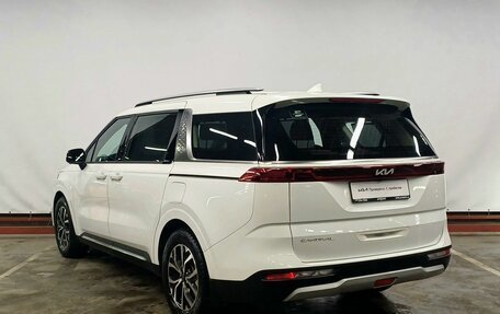 KIA Carnival, 2022 год, 4 990 000 рублей, 7 фотография