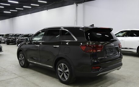 KIA Sorento III Prime рестайлинг, 2018 год, 2 499 000 рублей, 4 фотография