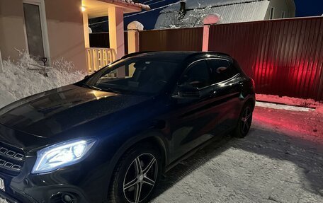 Mercedes-Benz GLA, 2019 год, 3 150 000 рублей, 2 фотография