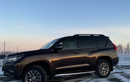 Toyota Land Cruiser Prado 150 рестайлинг 2, 2017 год, 4 950 000 рублей, 5 фотография