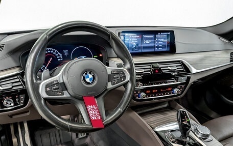 BMW 5 серия, 2019 год, 4 750 000 рублей, 16 фотография