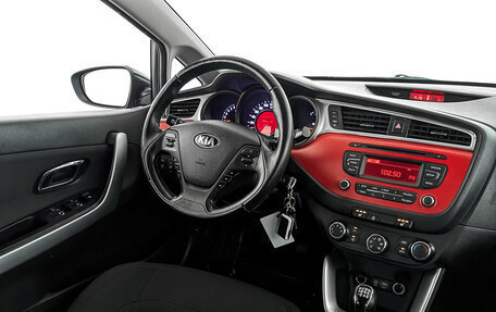 KIA cee'd III, 2015 год, 1 200 000 рублей, 21 фотография