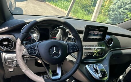 Mercedes-Benz V-Класс, 2019 год, 7 500 000 рублей, 7 фотография