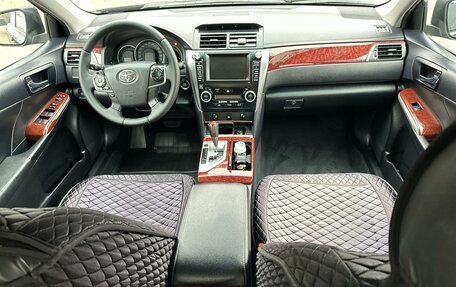 Toyota Camry, 2012 год, 2 050 000 рублей, 13 фотография