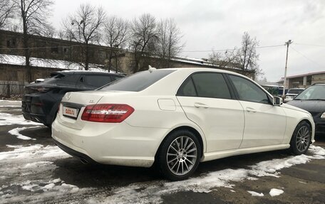 Mercedes-Benz E-Класс, 2010 год, 1 350 000 рублей, 3 фотография