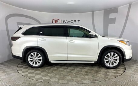 Toyota Highlander III, 2014 год, 2 800 000 рублей, 4 фотография