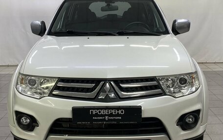 Mitsubishi Pajero Sport II рестайлинг, 2014 год, 2 050 000 рублей, 2 фотография