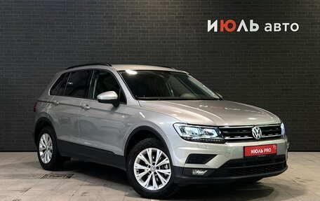 Volkswagen Tiguan II, 2020 год, 2 495 000 рублей, 3 фотография