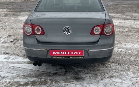 Volkswagen Passat B6, 2007 год, 550 000 рублей, 24 фотография