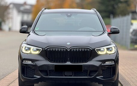 BMW X5, 2020 год, 7 061 722 рублей, 2 фотография