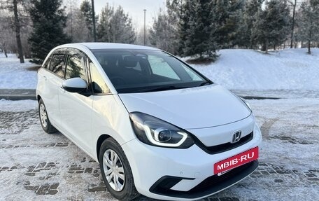 Honda Fit, 2020 год, 1 730 000 рублей, 2 фотография