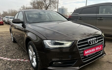 Audi A4, 2014 год, 1 390 000 рублей, 10 фотография