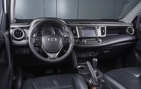 Toyota RAV4, 2013 год, 2 100 000 рублей, 6 фотография