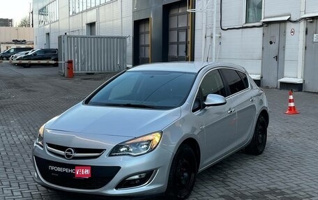 Opel Astra J, 2013 год, 1 100 000 рублей, 1 фотография