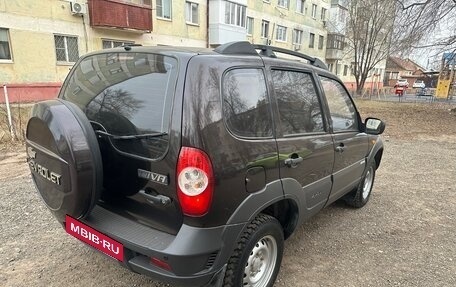 Chevrolet Niva I рестайлинг, 2011 год, 470 000 рублей, 4 фотография