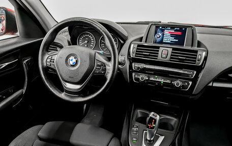 BMW 1 серия, 2017 год, 1 800 000 рублей, 26 фотография