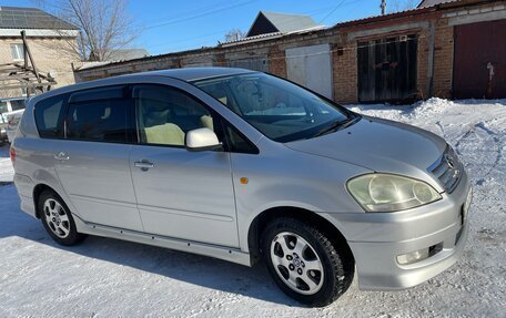 Toyota Ipsum II, 2003 год, 975 000 рублей, 2 фотография