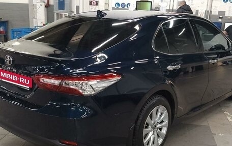 Toyota Camry, 2019 год, 2 730 000 рублей, 4 фотография