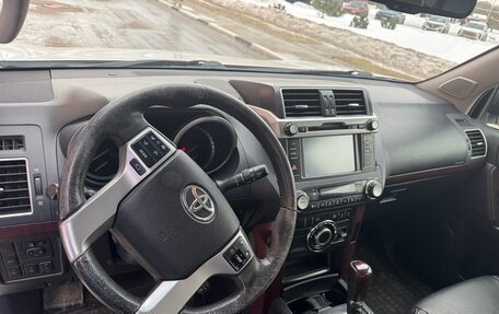 Toyota Land Cruiser Prado 150 рестайлинг 2, 2014 год, 4 250 000 рублей, 11 фотография