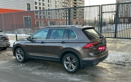 Volkswagen Tiguan II, 2019 год, 2 350 000 рублей, 1 фотография