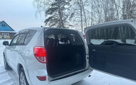 Toyota RAV4, 2005 год, 1 290 000 рублей, 6 фотография