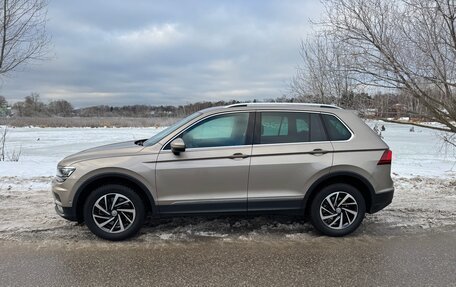 Volkswagen Tiguan II, 2018 год, 3 100 000 рублей, 3 фотография