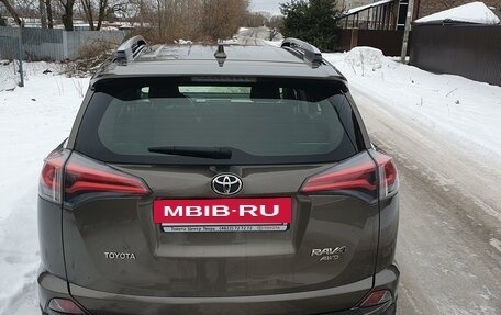 Toyota RAV4, 2016 год, 2 950 000 рублей, 5 фотография